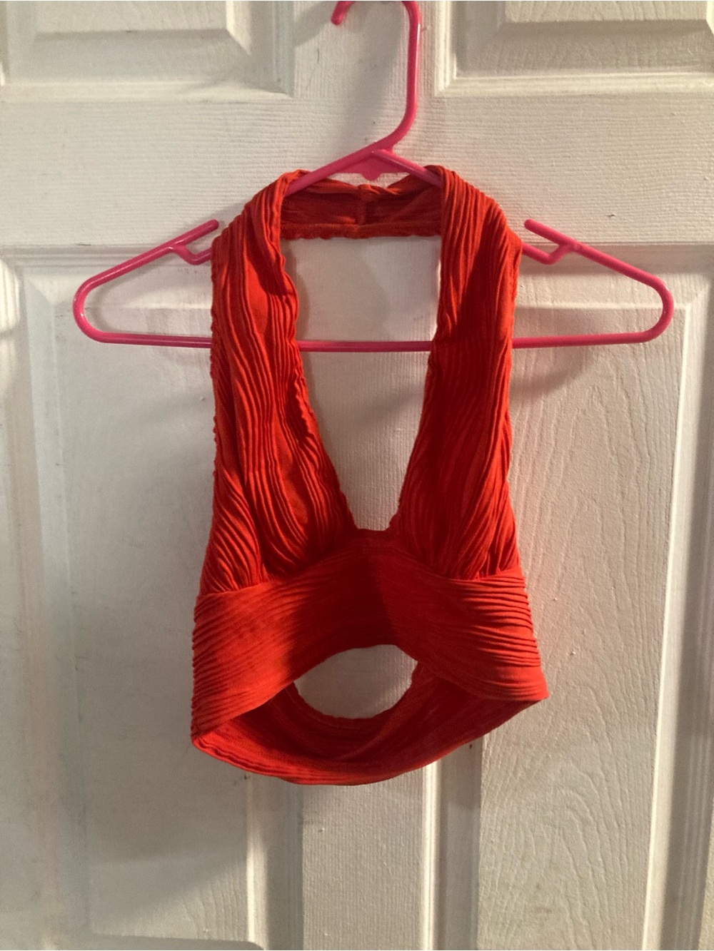 SHEIN Red Ribbed Halter Cutout Tank Top